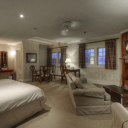 Sir Sam'S Inn & Spa (Adults Only) هاليبرتون المظهر الخارجي الصورة