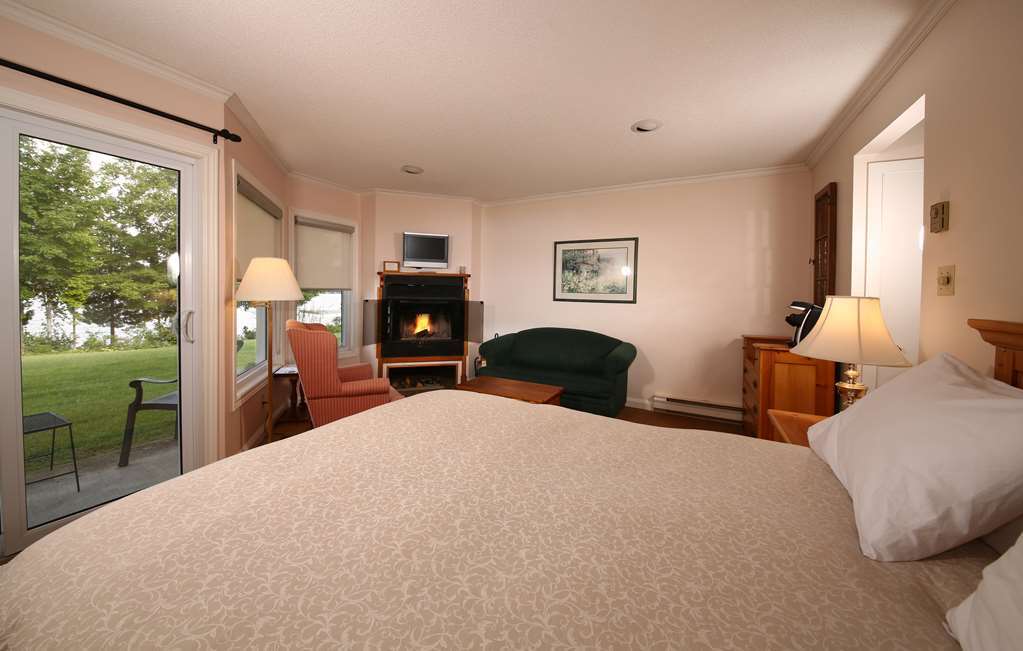 Sir Sam'S Inn & Spa (Adults Only) هاليبرتون الغرفة الصورة
